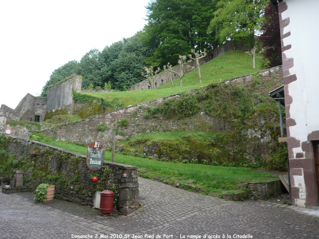 2010.0502.1800.48.Etape 00